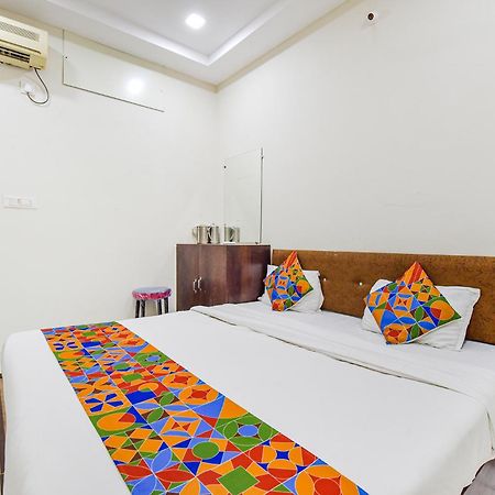 Fabexpress Devani Palace Ujjain Extérieur photo