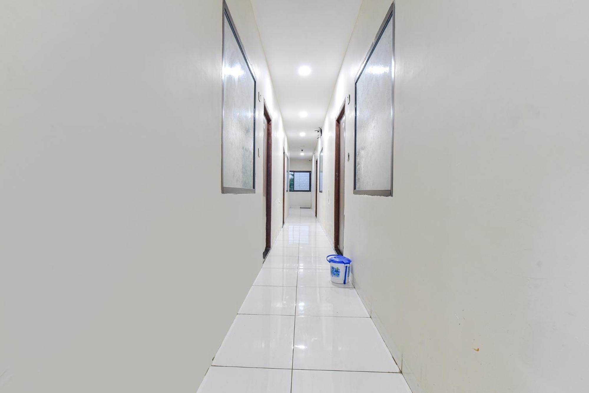 Fabexpress Devani Palace Ujjain Extérieur photo